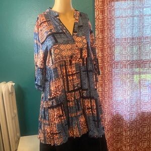 Easel Tunic boho lightweight size small